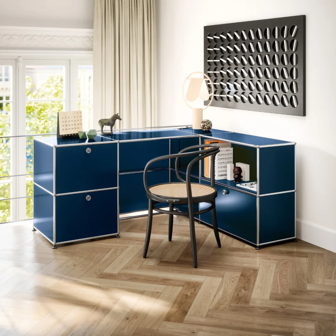 Tables & Desks
