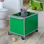 M53 Storage Box - Green (2) USM Haller M53 Storage Box in Green – detail view
