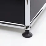 USM Haller storage system in Graphite Black – styled setup
