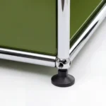 USM Haller storage system in Olive Green – styled setup