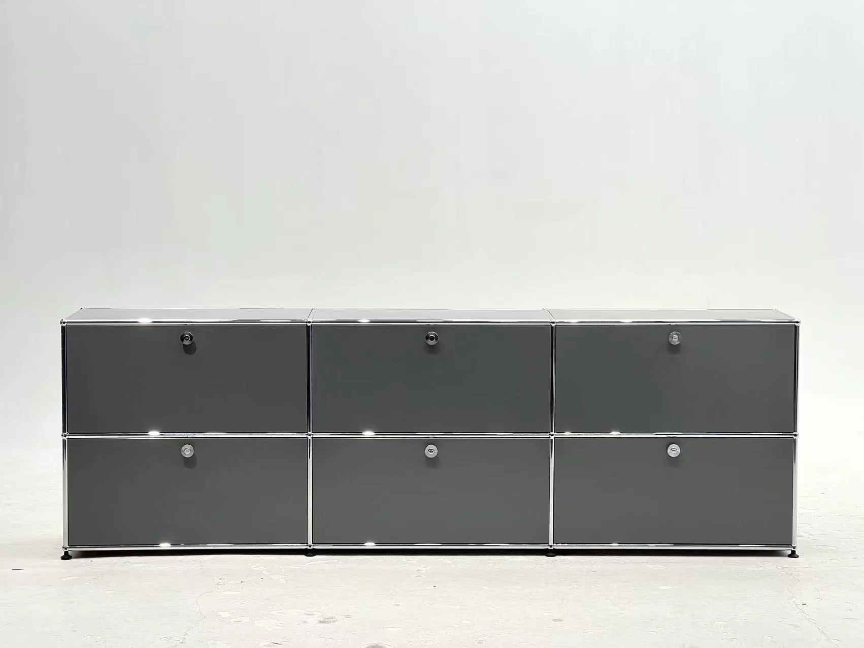 Arvhi Factory Gallery | 1